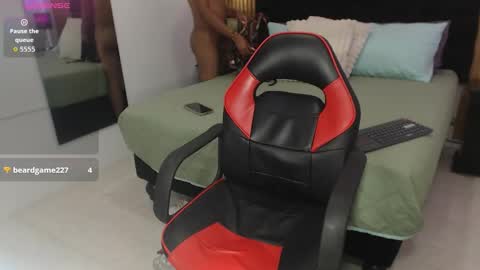 Mia online show from February 20, 7:47 pm