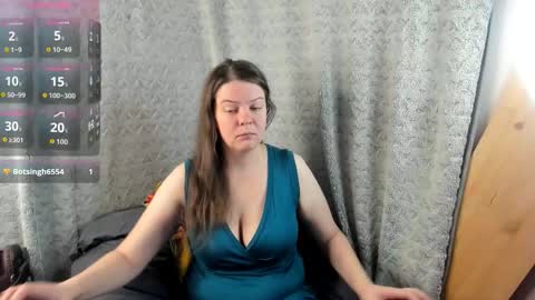 mia_lores online show from November 9, 9:29 am