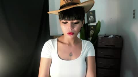M I A online show from June 29, 9:59 am