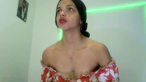 Snapshot of mia_lucy_21 chatting on September 24, 6:22 pm mia lucy 21 online show from September 24, 6:22 pm