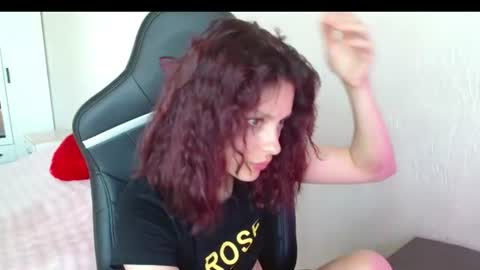 mia_luiza online show from June 22, 12:13 pm