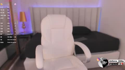    online show from October 9, 12:14 pm