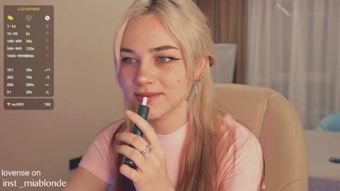 mia_milagros online show from January 8, 3:19 am