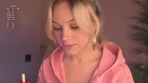 mia_milagros online show from December 16, 11:43 pm