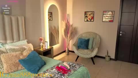 Mia Monroe online show from March 5, 6:37 pm