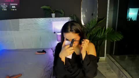Snapshot of mia_noiir chatting on July 2, 3:56 am Mia online show from July 2, 3:56 am
