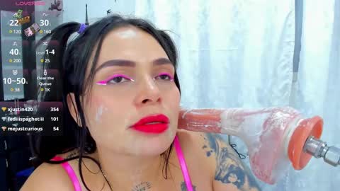 Snapshot of mia_novoa_2 chatting on February 15, 12:04 am mia novoa online show from February 15, 12:04 am