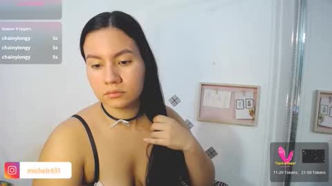 mia reys online show from November 25, 11:10 am