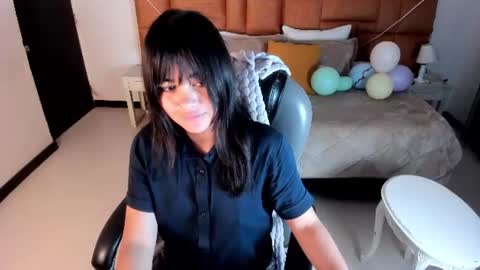 Snapshot of mia_rousseau chatting on June 16, 3:53 am MIA online show from June 16, 3:53 am