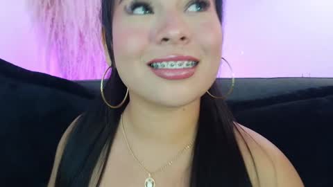 Mia online show from May 23, 3:23 am