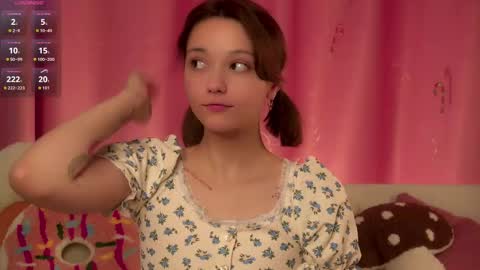 Mia  Roxy online show from March 3, 9:59 am