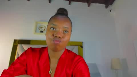 Snapshot of mia_sherly_ chatting on October 15, 7:03 pm mia_sherly_ online show from October 15, 7:03 pm
