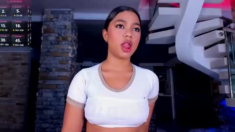 Mia steele online show from August 3, 6:33 pm