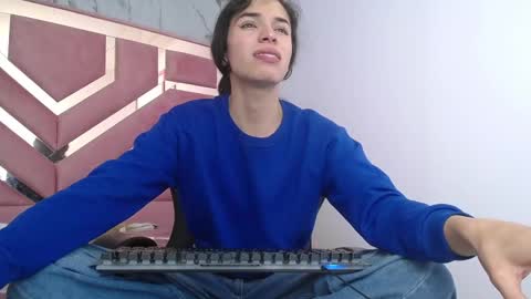 mia_swift_ch online show from October 18, 3:24 pm