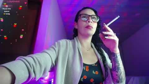 Snapshot of mia_velvet1 chatting on March 23, 10:08 am MIA online show from March 23, 10:08 am