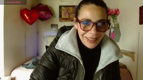 Snapshot of mia_velvet1 chatting on April 6, 1:56 pm MIA online show from April 6, 1:56 pm