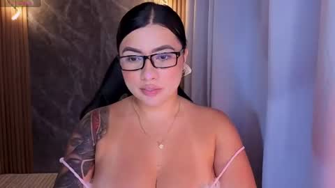 Snapshot of mia_velvet65 chatting on July 22, 4:37 am mia_velvet65 online show from July 22, 4:37 am