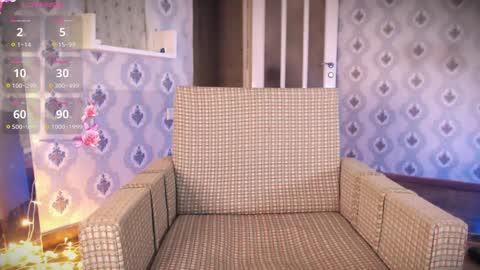 Snapshot of mia_wallase chatting on December 18, 4:42 am mia_wallase online show from December 18, 4:42 am