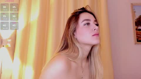 Mia White  online show from March 9, 1:15 pm