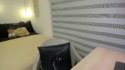 Mia   online show from June 24, 7:46 pm