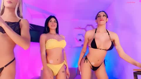     online show from January 28, 3:04 pm