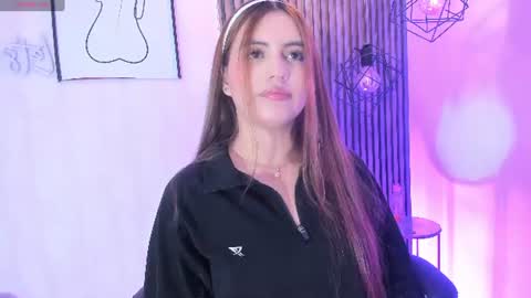 Snapshot of miaa_013 chatting on June 17, 8:54 pm baby miaa online show from June 17, 8:54 pm