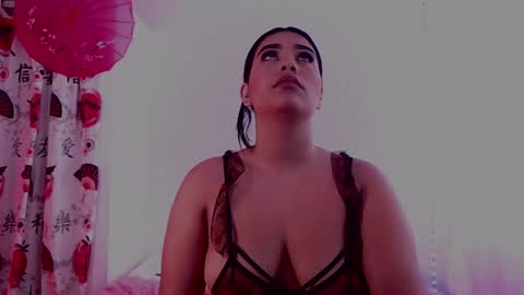 Snapshot of miaa_cameron1 chatting on December 2, 2:19 pm Mia online show from December 2, 2:19 pm