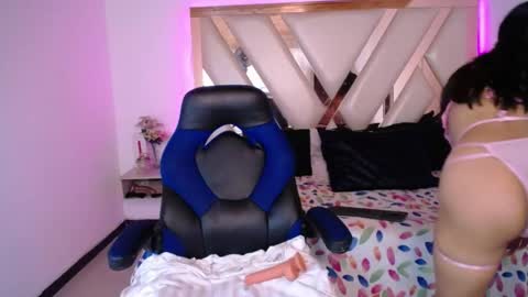 Snapshot of miaa_ferrari1 chatting on June 3, 12:19 pm MIA online show from June 3, 12:19 pm