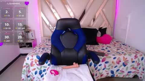 Snapshot of miaa_ferrari1 chatting on June 30, 12:28 pm MIA online show from June 30, 12:28 pm