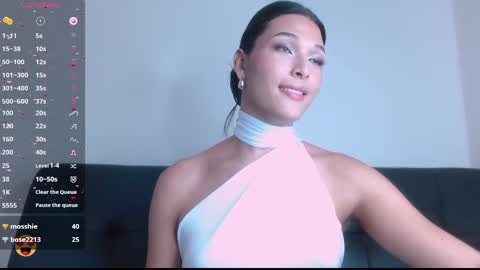 Snapshot of miaa_heart chatting on February 18, 5:42 pm Mia online show from February 18, 5:42 pm