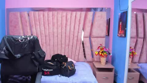 Miaa online show from February 27, 9:48 pm