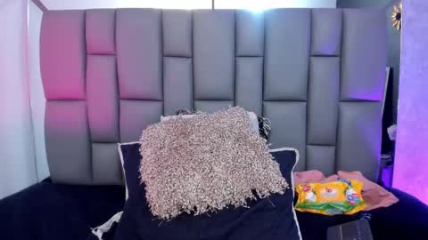 Snapshot of miaabrown__ chatting on February 27, 12:13 pm Mia online show from February 27, 12:13 pm