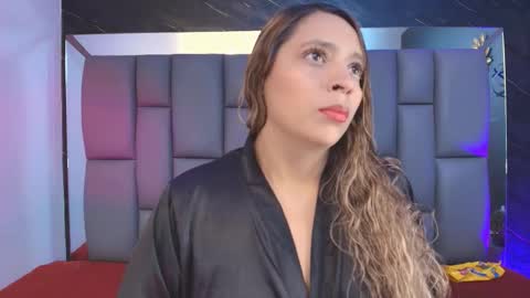 Snapshot of miaabrown__ chatting on September 29, 12:10 pm Mia online show from September 29, 12:10 pm