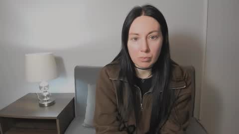 Mia online show from February 13, 4:14 pm