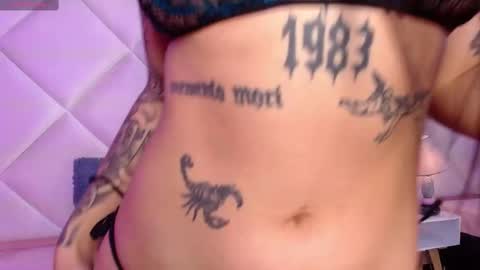 Snapshot of miaasmiith_ chatting on October 6, 11:51 am Alexandra online show from October 6, 11:51 am