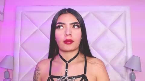 Snapshot of miaasmiith_ chatting on October 11, 12:04 pm Alexandra online show from October 11, 12:04 pm