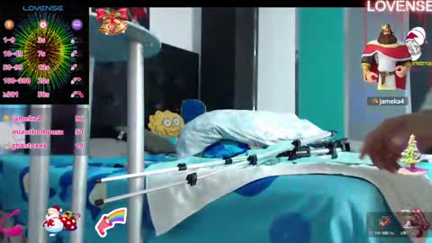 Snapshot of miaathomposn chatting on December 7, 7:43 pm Miaa Thompson INDEPENDENT MODEL online show from December 7, 7:43 pm