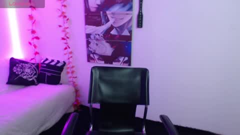 miablack_k online show from December 8, 7:32 pm