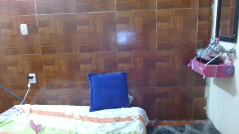 Snapshot of miabrunette23 chatting on February 23, 9:22 am MIA online show from February 23, 9:22 am