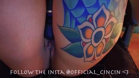 Mia online show from February 19, 1:51 am