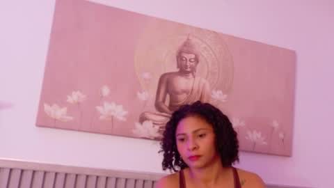 Mia online show from December 14, 3:56 am