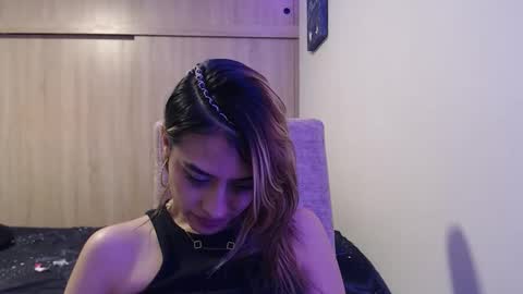 Miia  online show from November 26, 12:33 am