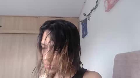 Snapshot of miacollings1 chatting on May 3, 6:14 pm Miia online show from May 3, 6:14 pm