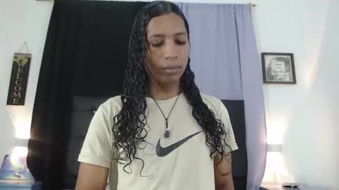 Snapshot of miacoock chatting on November 17, 12:22 pm MiaCoock online show from November 17, 12:22 pm