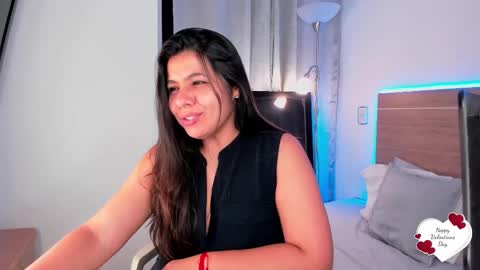 IG Yojanagomez  online show from February 16, 12:41 am
