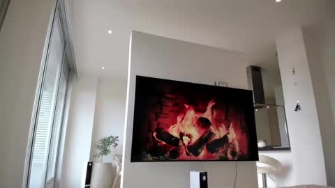 Mia online show from December 17, 9:16 pm