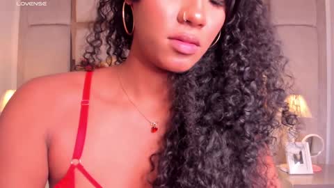 Call me Mia online show from December 14, 9:45 pm