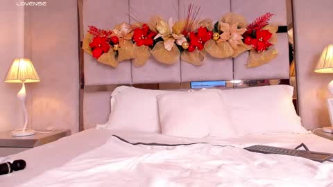 Call me Mia online show from December 15, 12:51 am