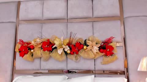 Call me Mia online show from December 15, 11:09 pm