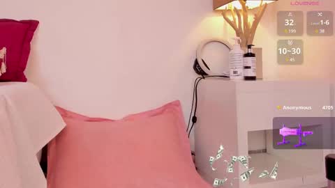 Call me Mia online show from February 15, 6:12 am